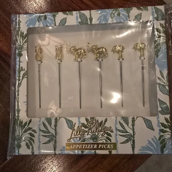 Lilly Pulitzer Green and Blue Dining Bar Set - Picture 2 of 6